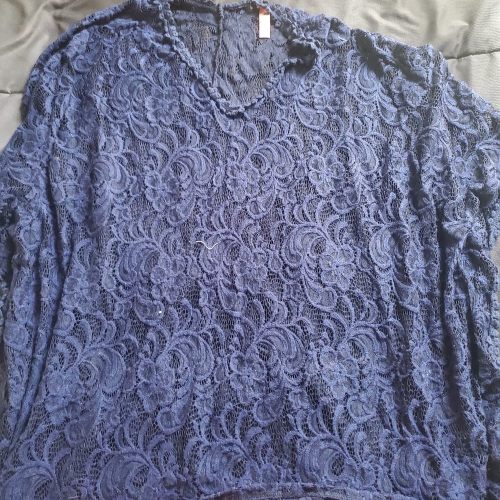 women 3x navy blue lace overlay top